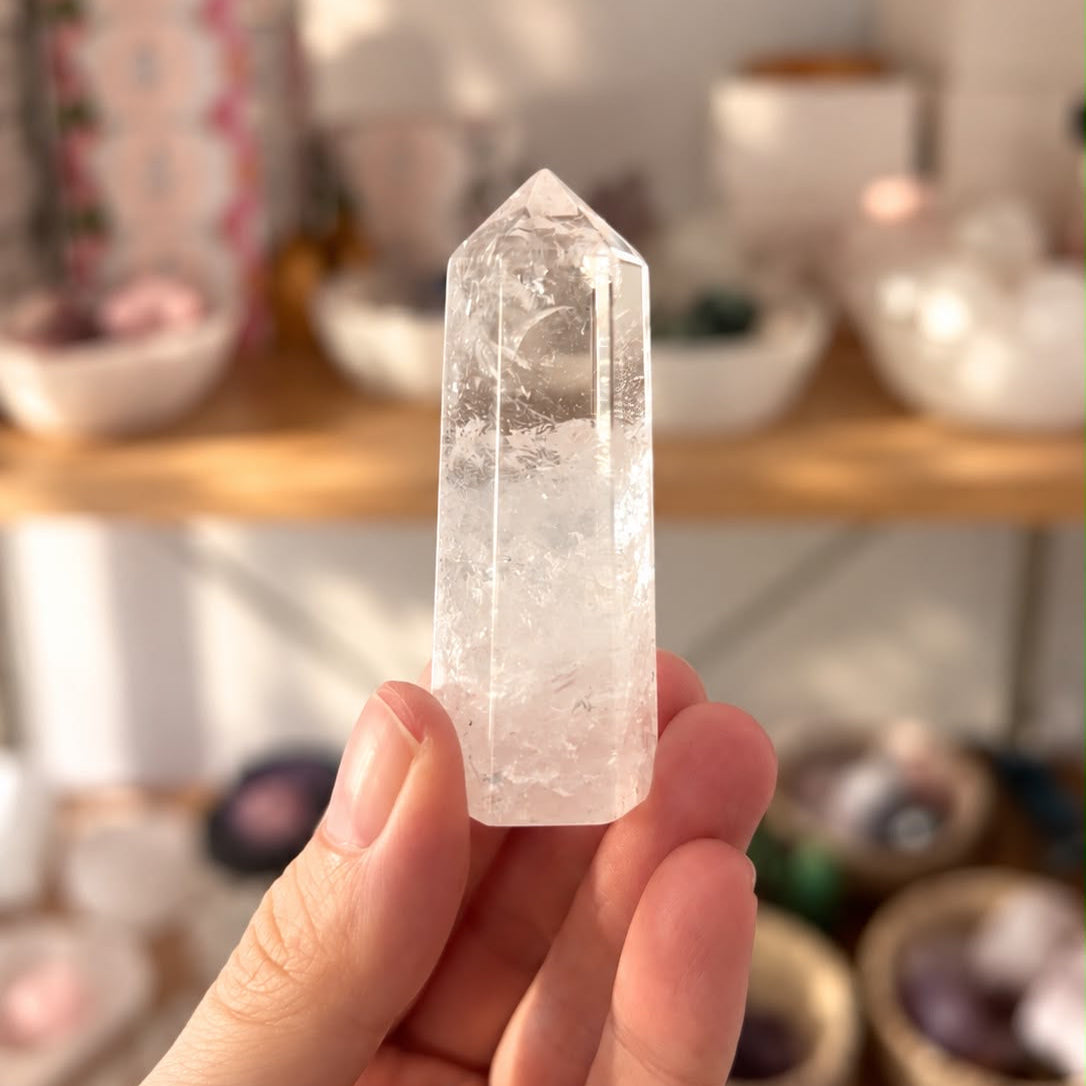 Punta de cuarzo blanco · Claridad y energía